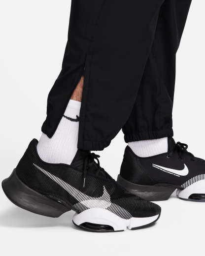 Nike Form Men's Dri-FIT Tapered Versatile Trousers - Black/Black - View 12