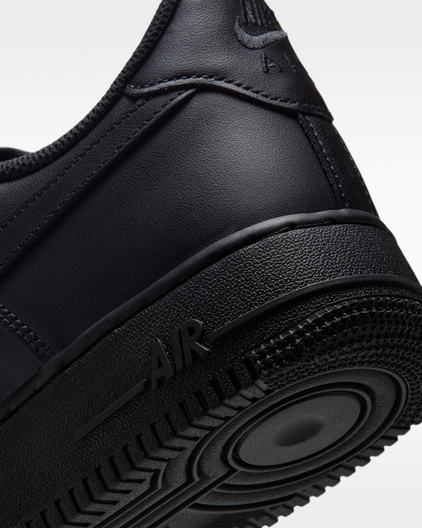 Nike Air Force 1 '07 Men's Shoes - Black/Black - View 8