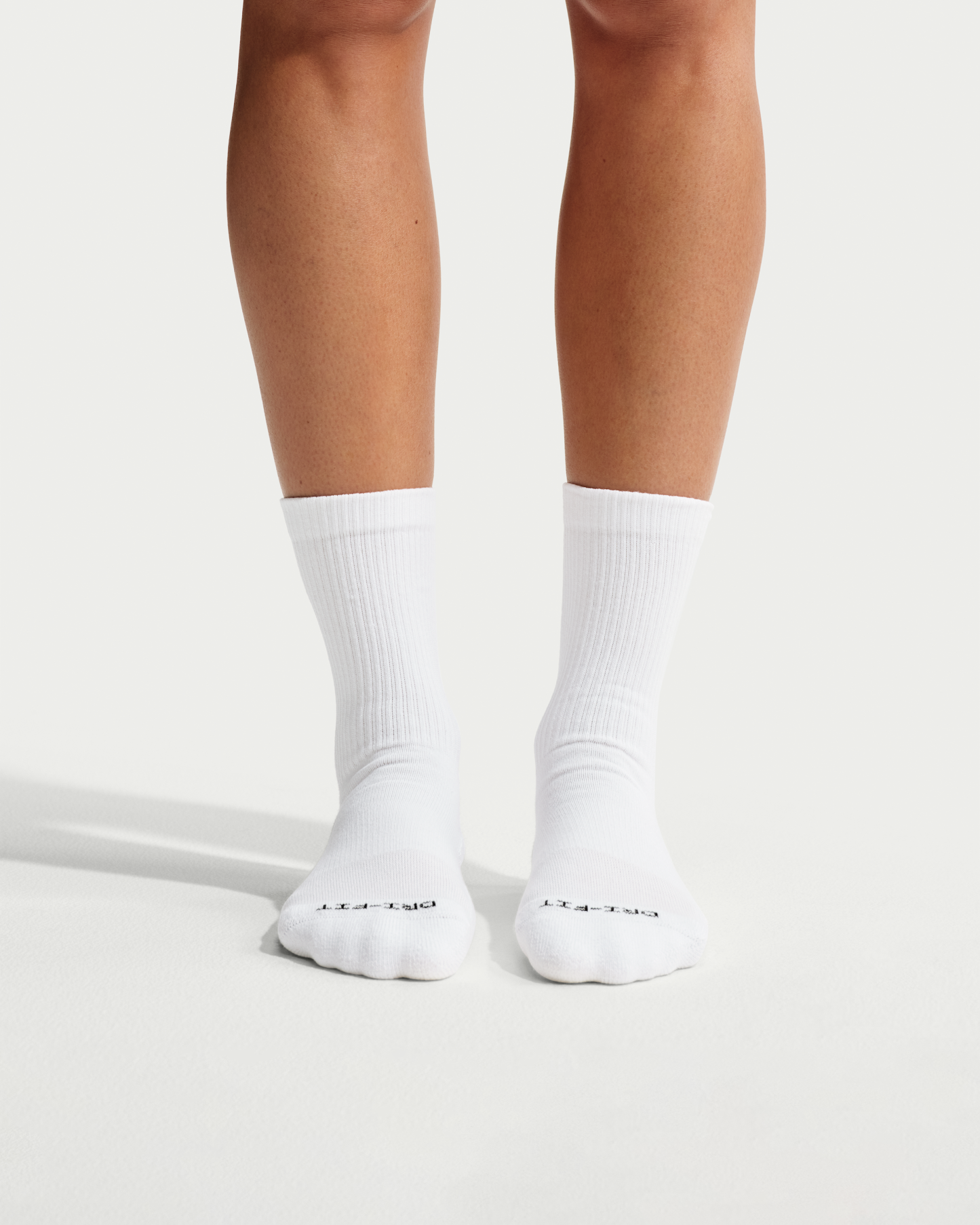NikeSKIMS Dri-FIT Women's Dri-FIT Crew Socks (3 Pairs) - Multi-Colour/NSKM Snow/NSKM Obsidian - View 4