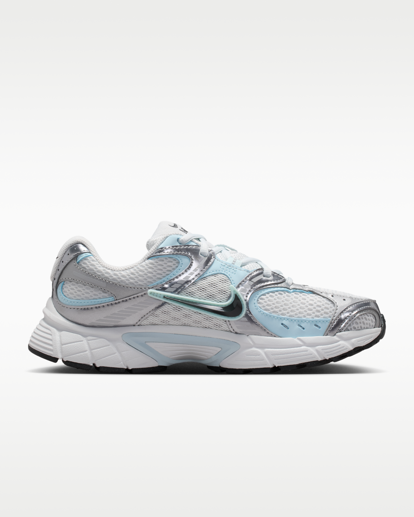 Nike V5 RNR Women's Shoes with Reflective Design Accents - Grey Fog/Off-White/Glacier Blue/Anthracite - View 3