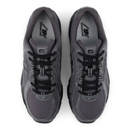 New Balance 740, U7406Y8