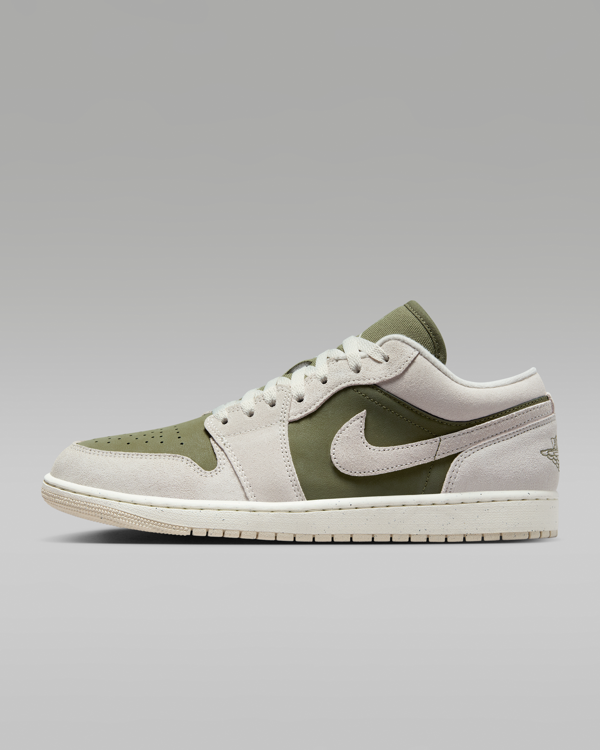 Air Jordan 1 Low SE Men's Shoes - Medium Olive/Sail/Light Orewood Brown - View 1
