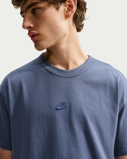 Nike Sportswear Premium Essentials Men's T-Shirt - Diffused Blue - View 3