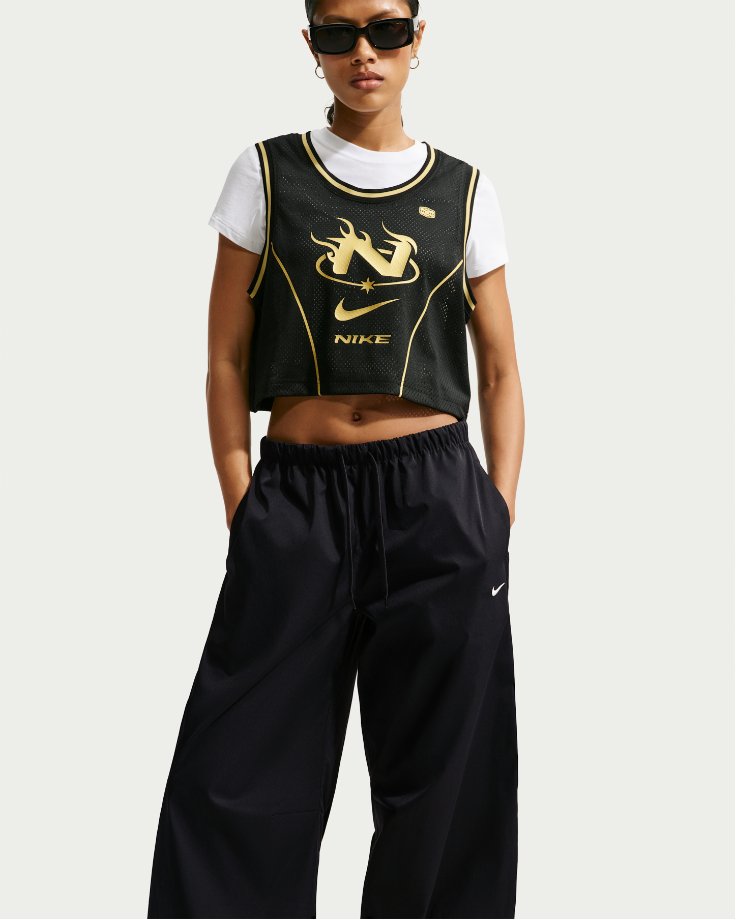 Nike Sportswear Women's Loose Mid-Rise Barrel Trousers - Black/Black/Sail - View 4
