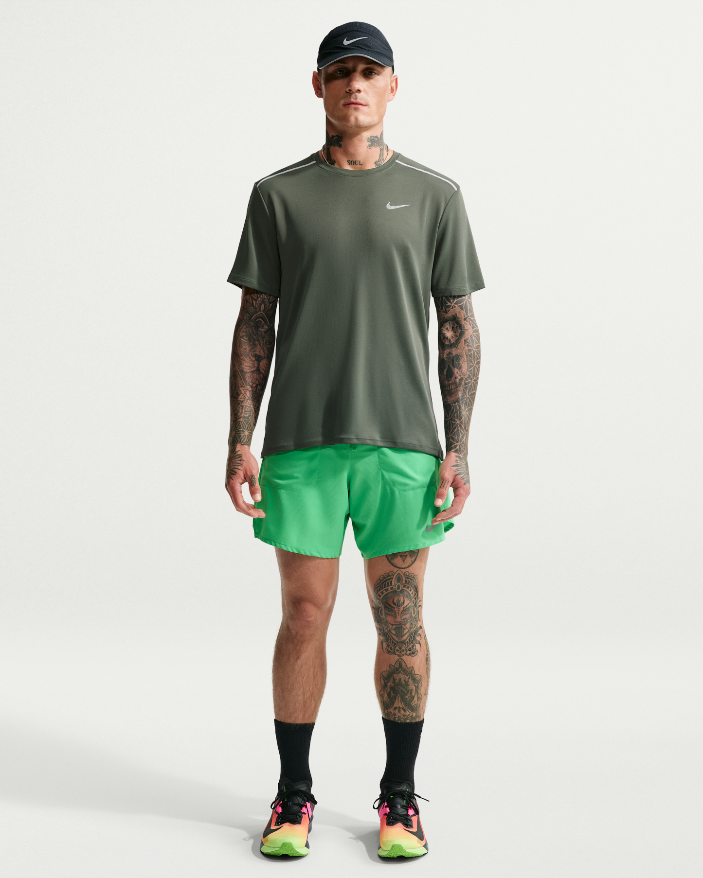 Nike Miler Men's Dri-FIT Short-Sleeve Running Top - Camo Green/Mineral Slate - View 4