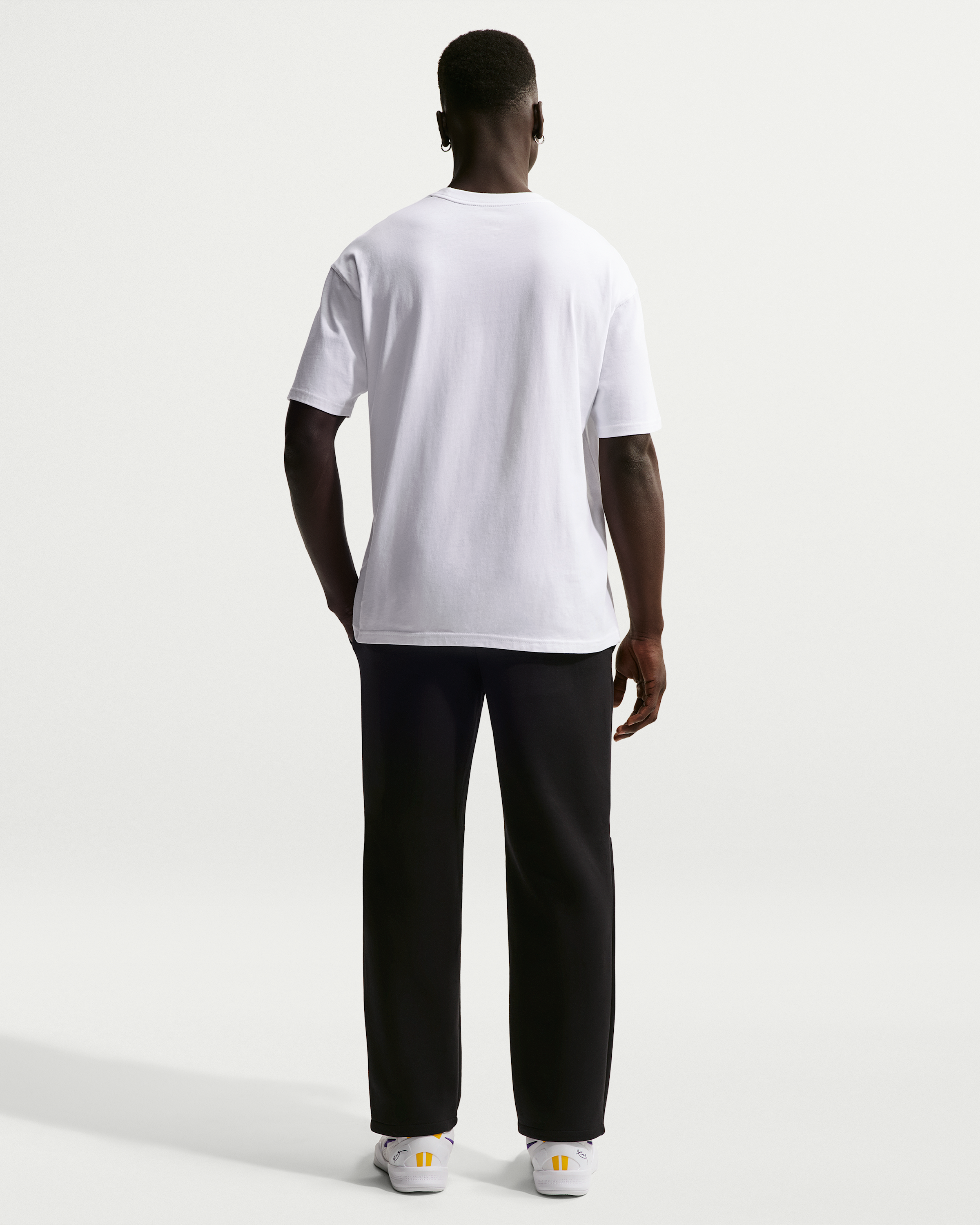 Kobe Men's Dri-FIT Fleece Basketball Trousers - Black/Black - View 5