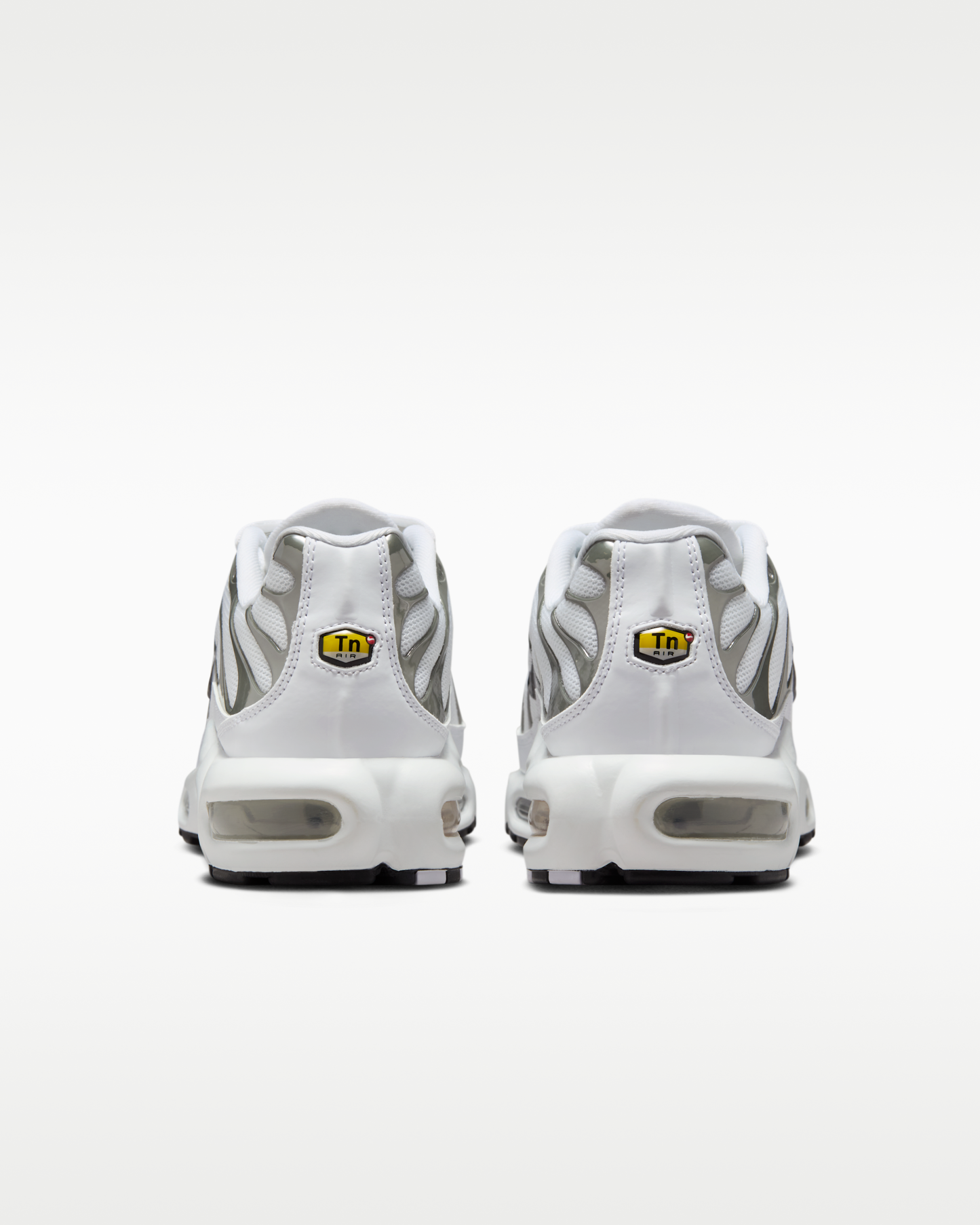 Nike Air Max Plus SE Women's Shoes - White/Pure Platinum/Black - View 6