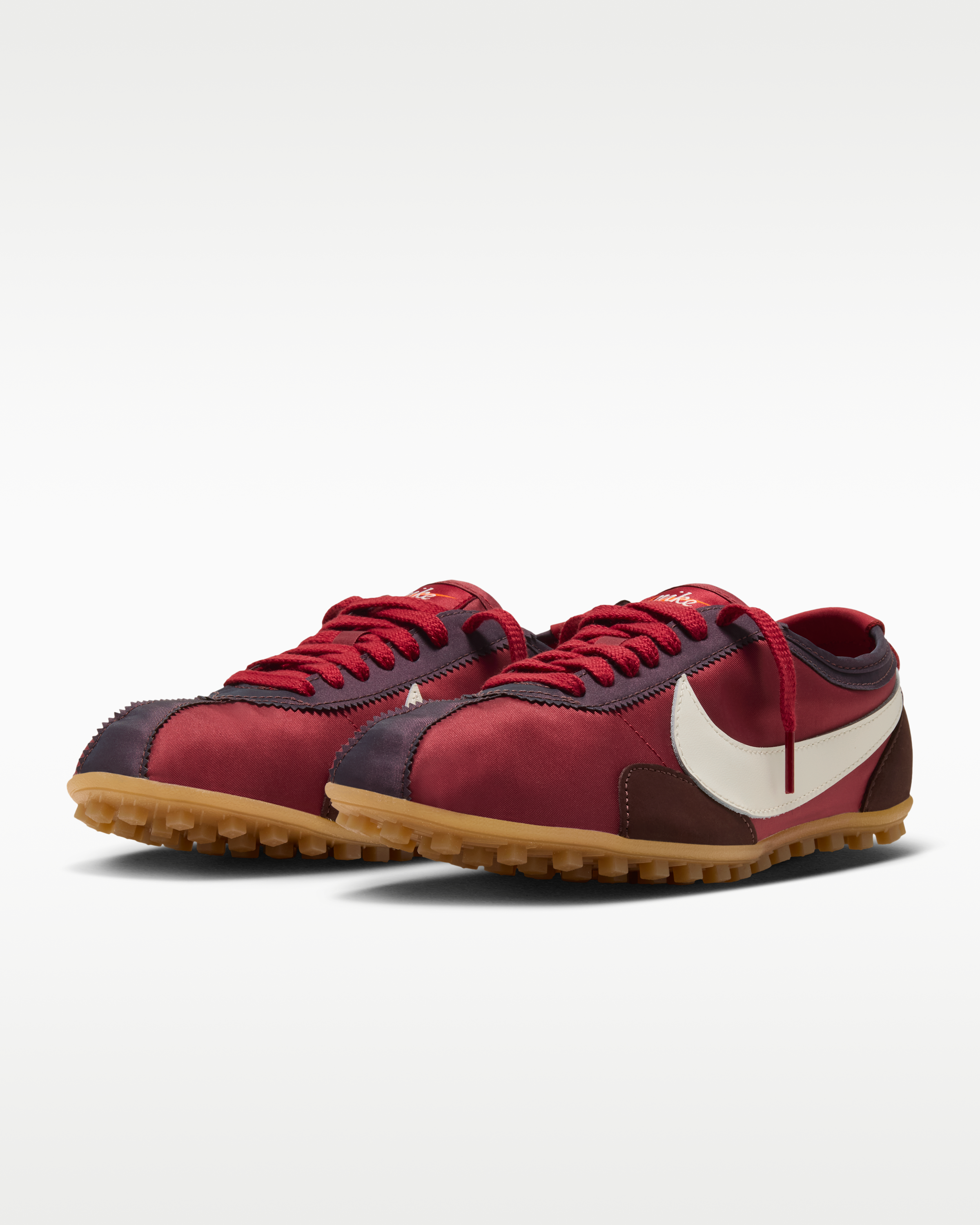 Nike Moon Shoe Women's Shoes - Mystic Dates/Tough Red/Gum Light Brown/Sail - View 5