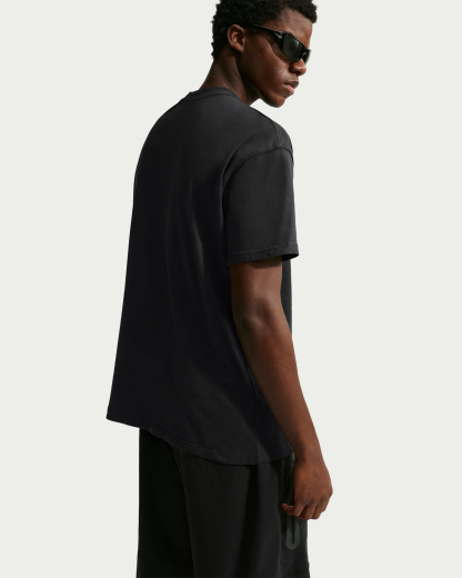 Nike Sportswear T-Shirt - Black - View 2