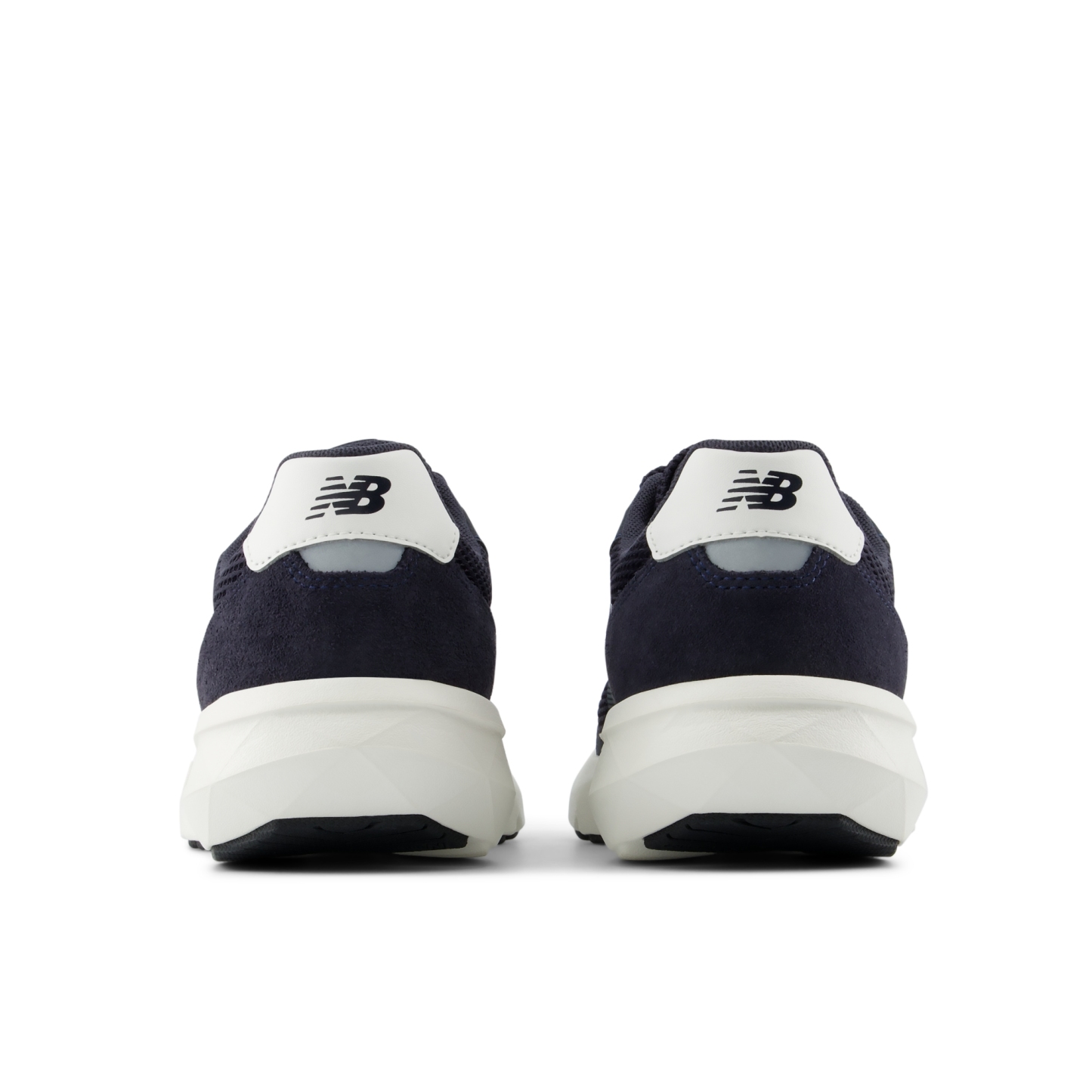 New Balance DynaSoft UA800 v1, U8008SQ