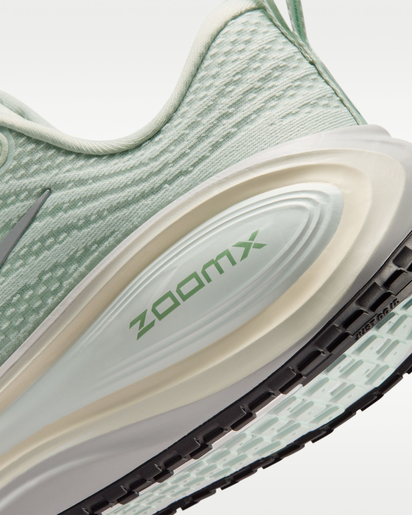Nike Vomero Plus Women's Road Running Shoes - Light Silver/Barely Green/Sea Glass/Metallic Silver - View 8