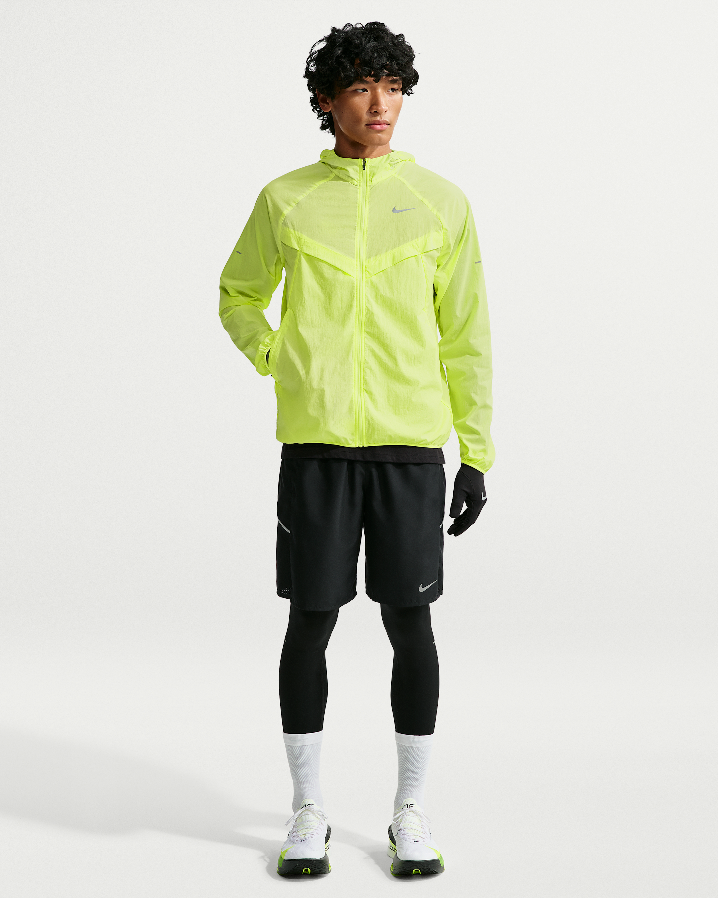 Nike Stride Men's Repel UV Running Jacket - Light Lemon Twist/Light Lemon Twist - View 4