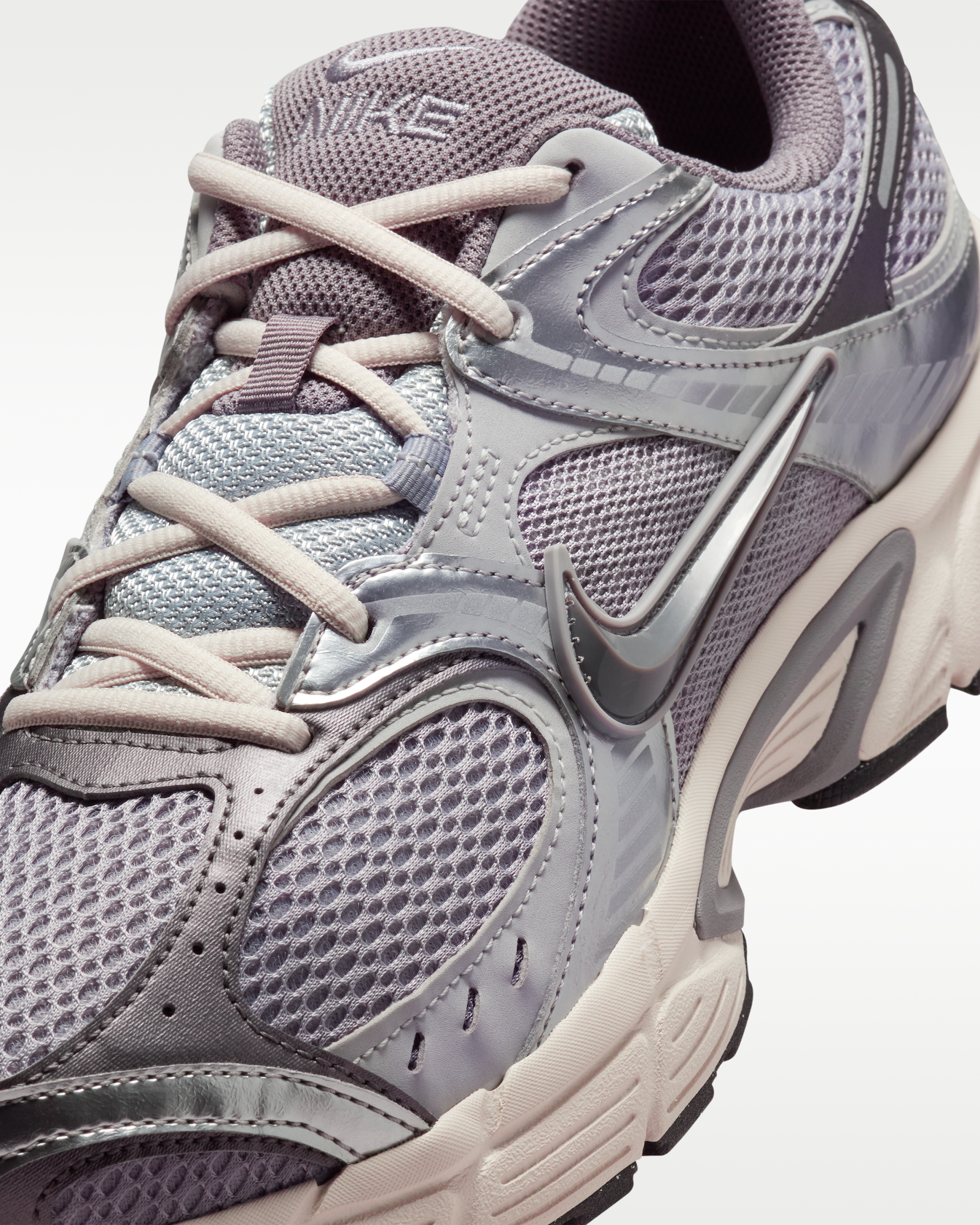 Nike V5 RNR Men's Shoes - Cement Grey/Grey Fog/Light Orewood Brown/Cement Grey - View 7