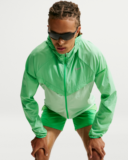 Nike Stride Men's Repel UV Running Jacket - Green Spark/Cucumber Calm - View 3