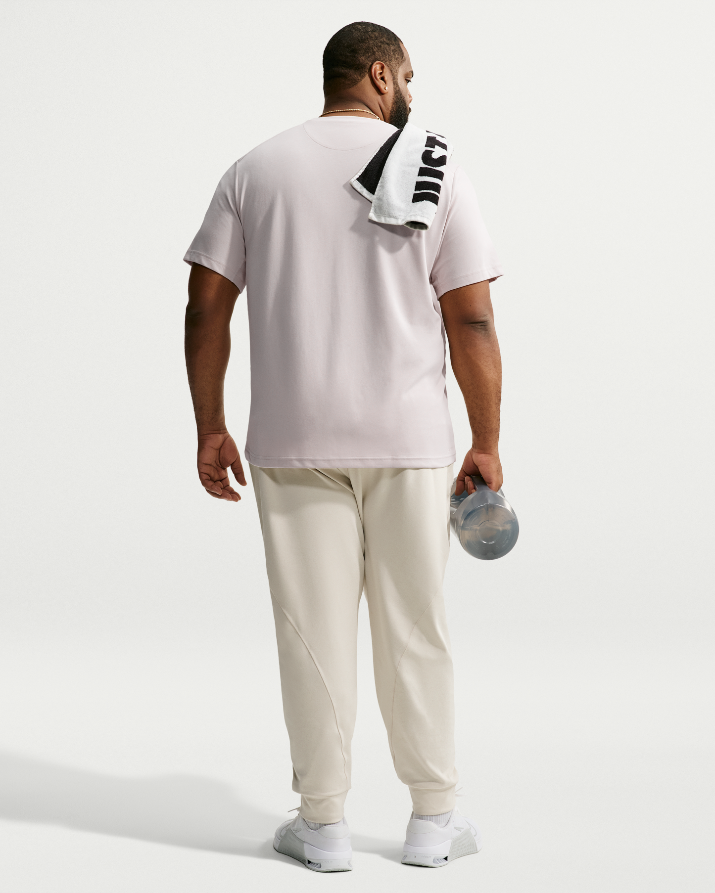 Nike Primary Men's Dri-FIT Short-sleeve Versatile Top - Light Orewood Brown/Light Orewood Brown - View 11