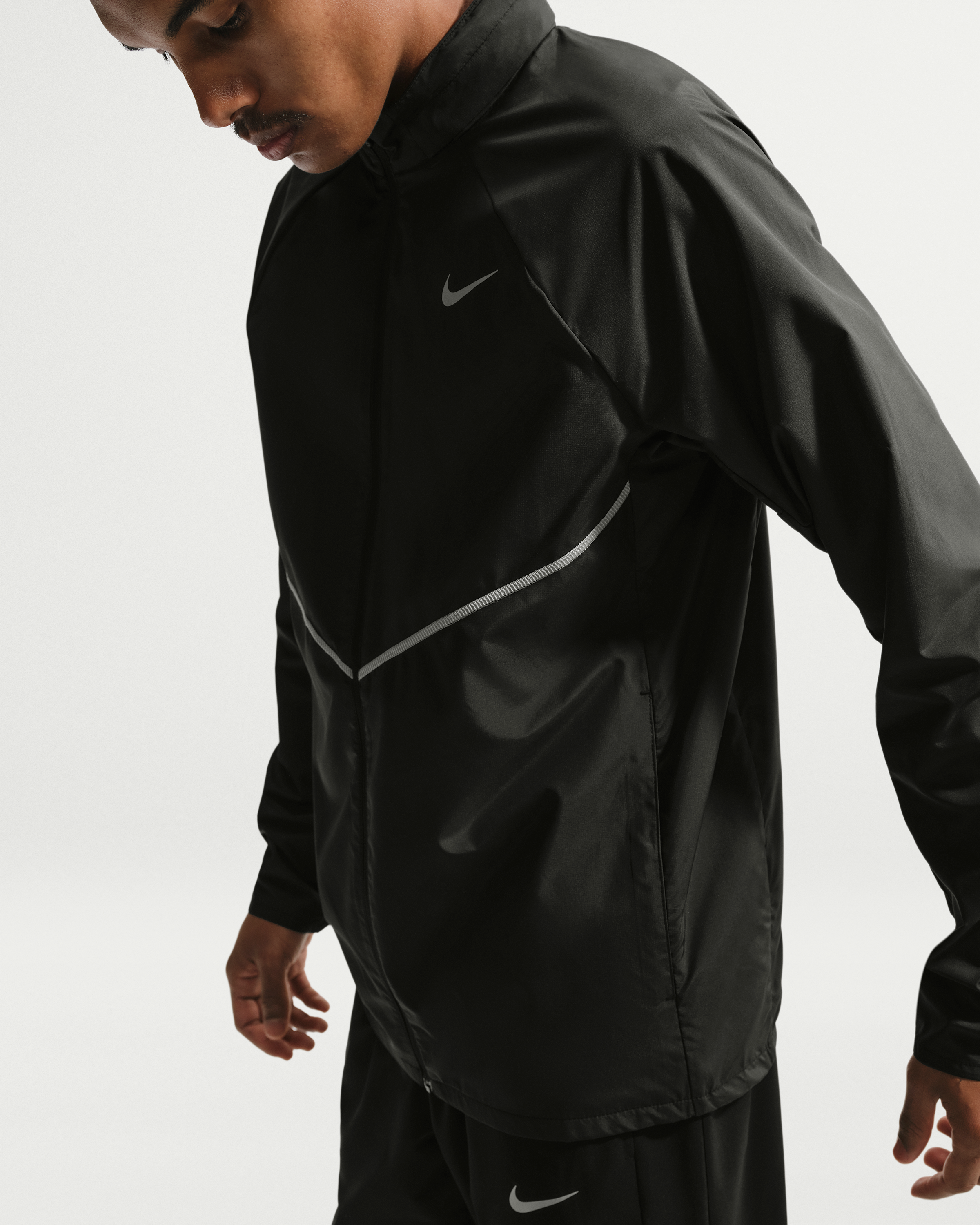 Nike Miler Men's Repel UV Protection Hooded Running Jacket - Black/Black - View 2