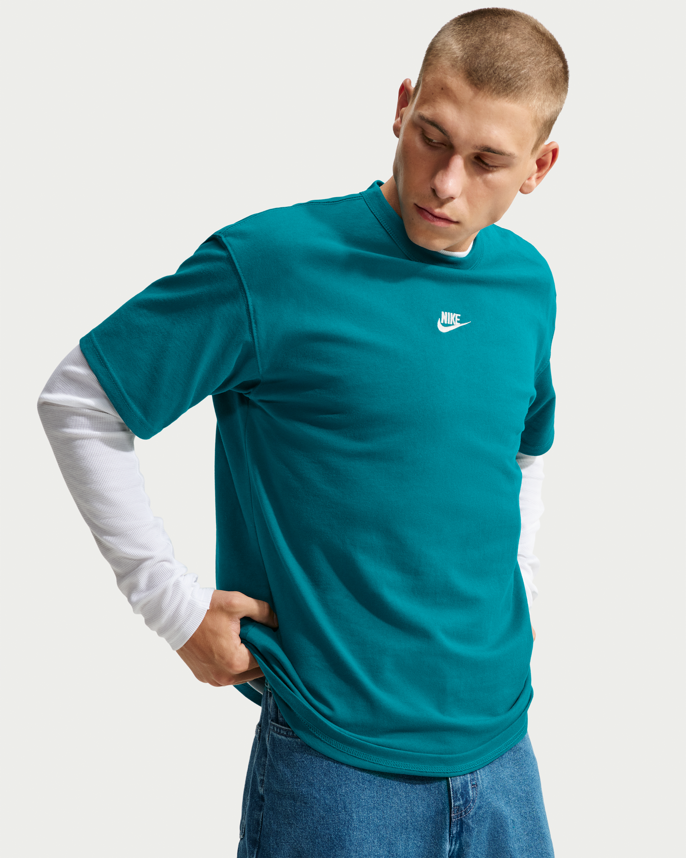 Nike Sportswear Premium Essentials Men's T-Shirt - Bright Spruce/Flat Silver - View 1