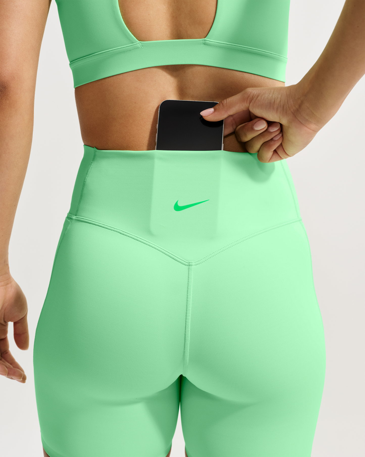 Nike Universa Women's High-Waisted 12.5cm (approx.) Biker Shorts with No Front Seam - Illusion Green/Light Green Spark/Green Spark - View 6