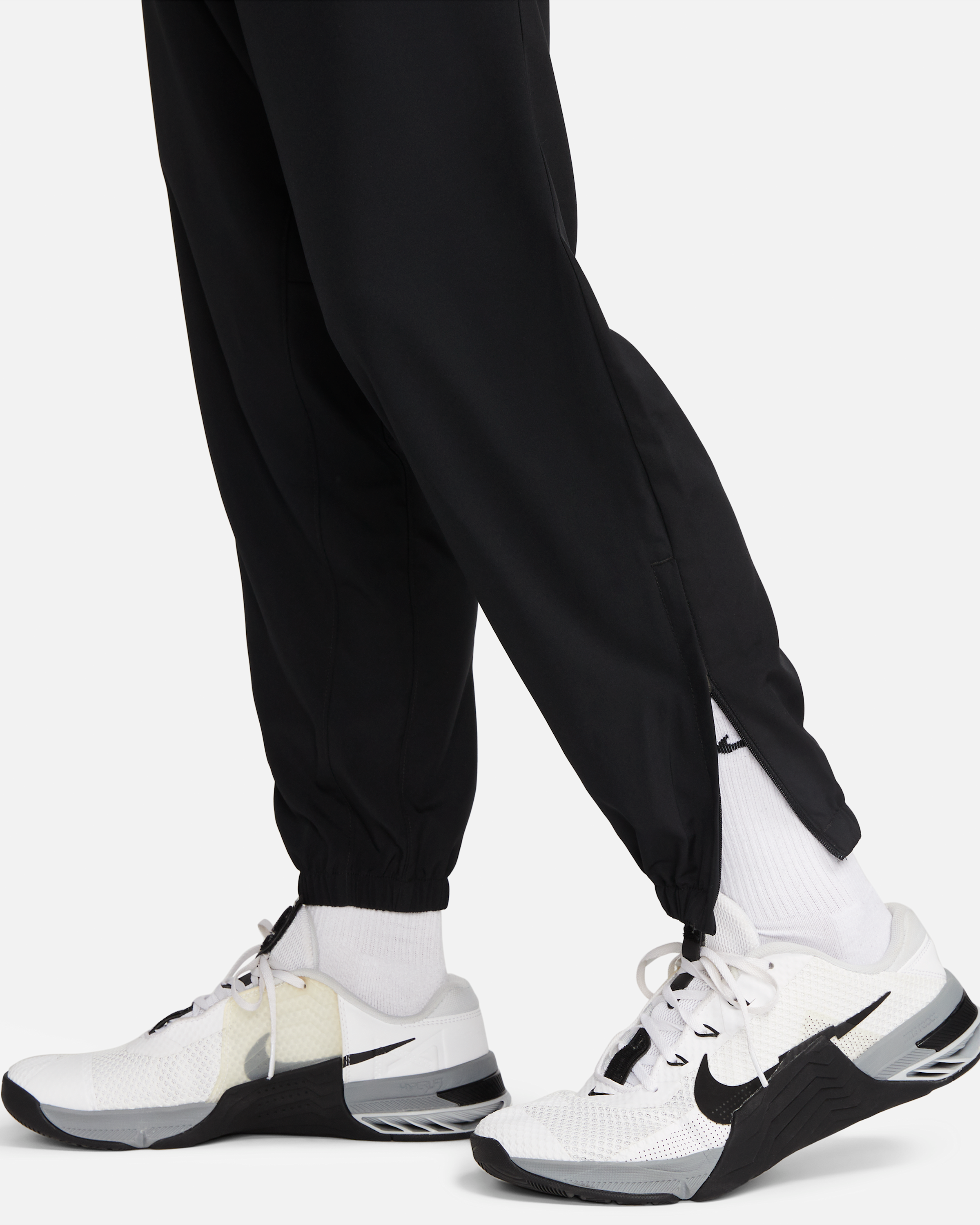 Nike Form Men's Dri-FIT Tapered Versatile Trousers - Black/Black - View 4