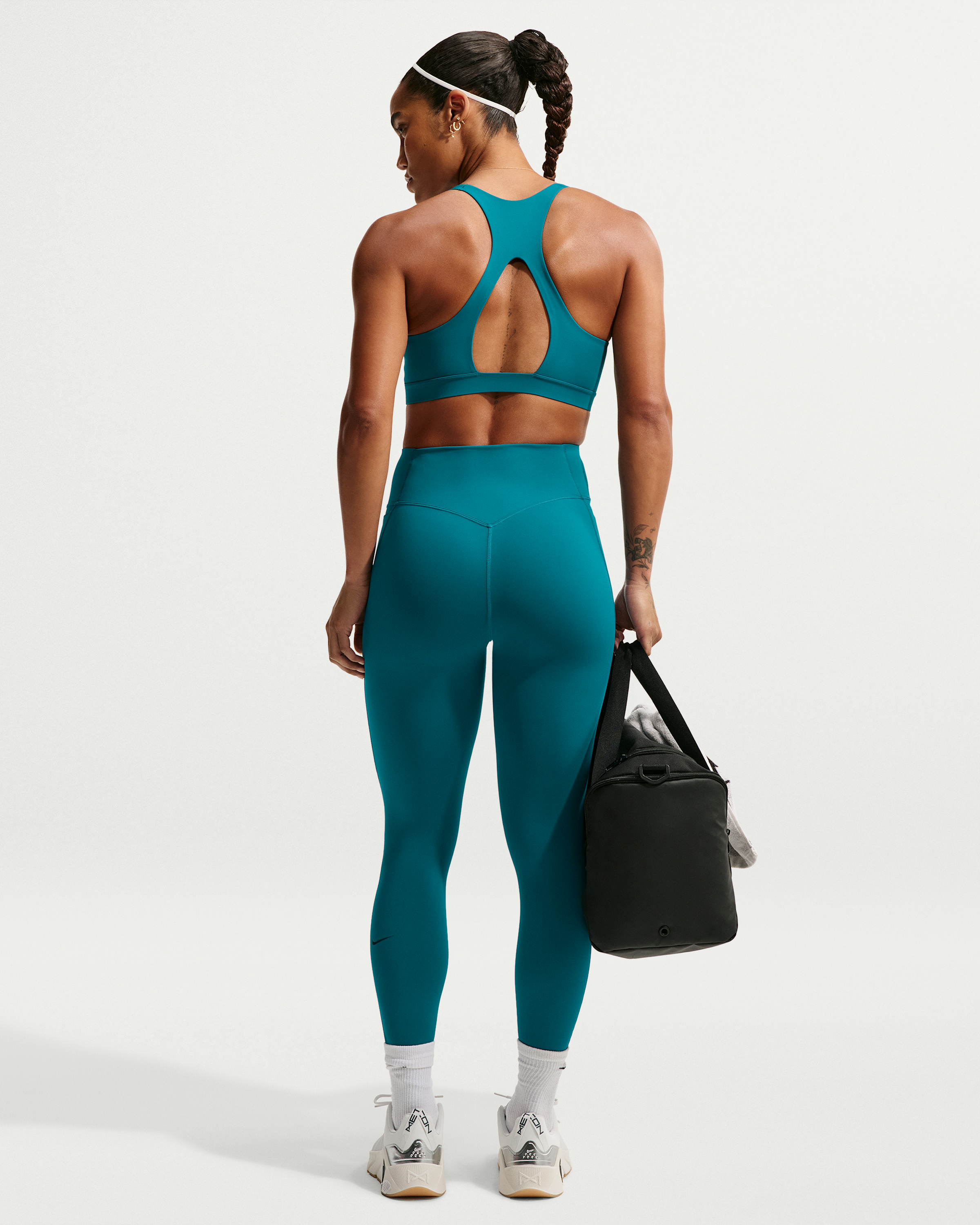 Nike Universa Women's Medium-Support Padded Sport Bra - Bright Spruce/Bright Spruce/Midnight Turquoise - View 5