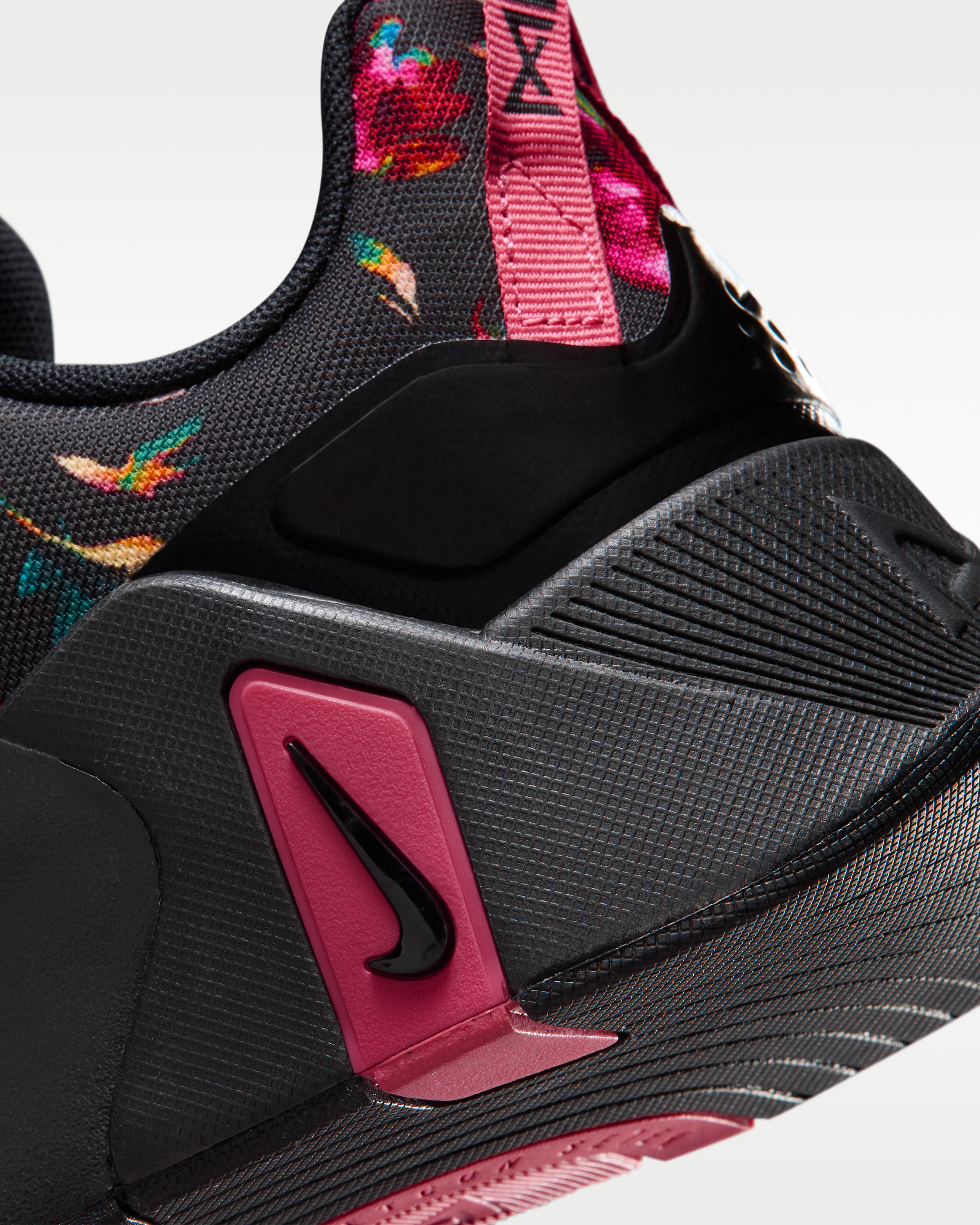 Nike Free Metcon 7 SE Women's Training Shoes - Black/Black/Sea Coral - View 8