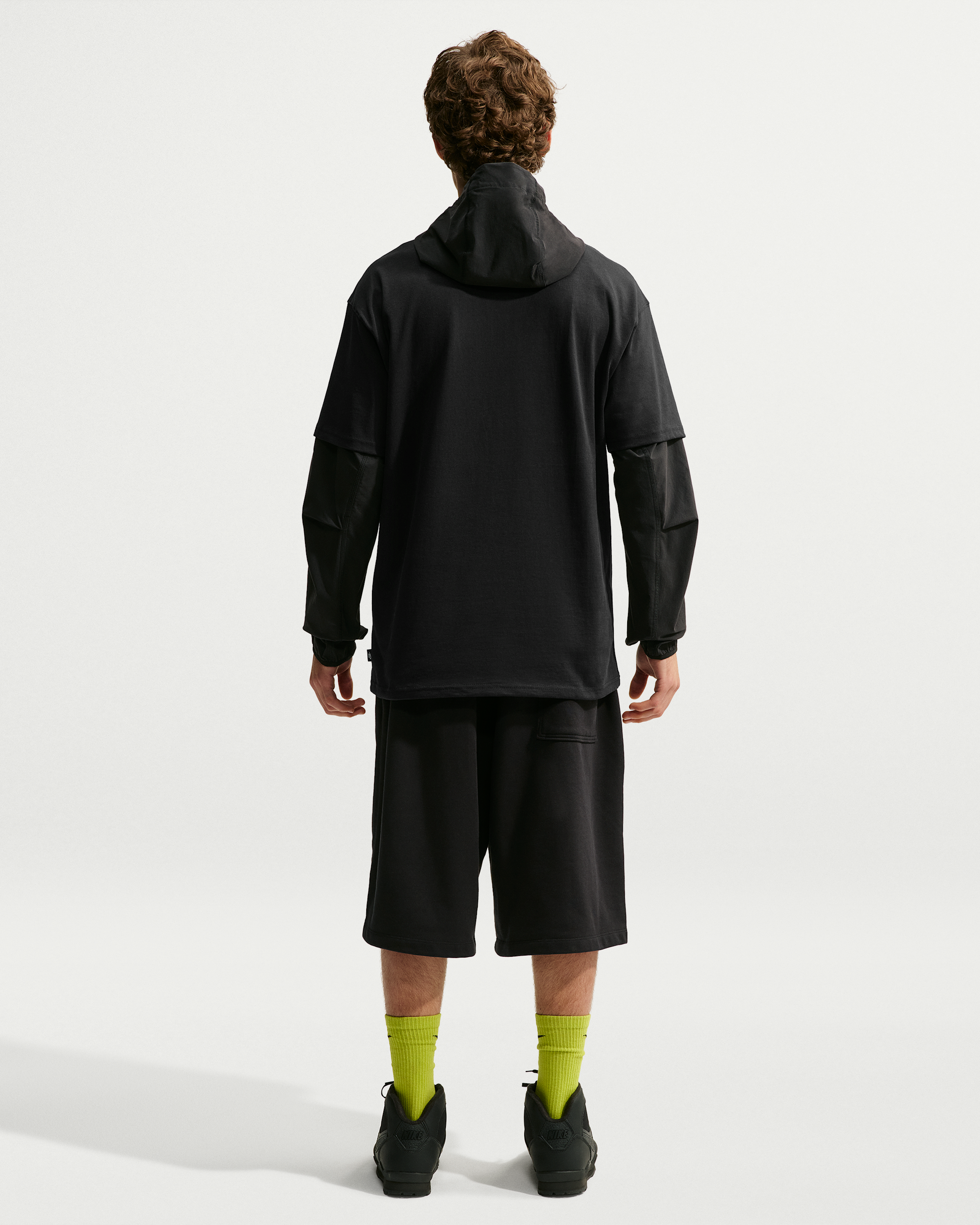 Nike Sportswear Premium Essentials Men's T-Shirt - Black/Chrome Yellow - View 5