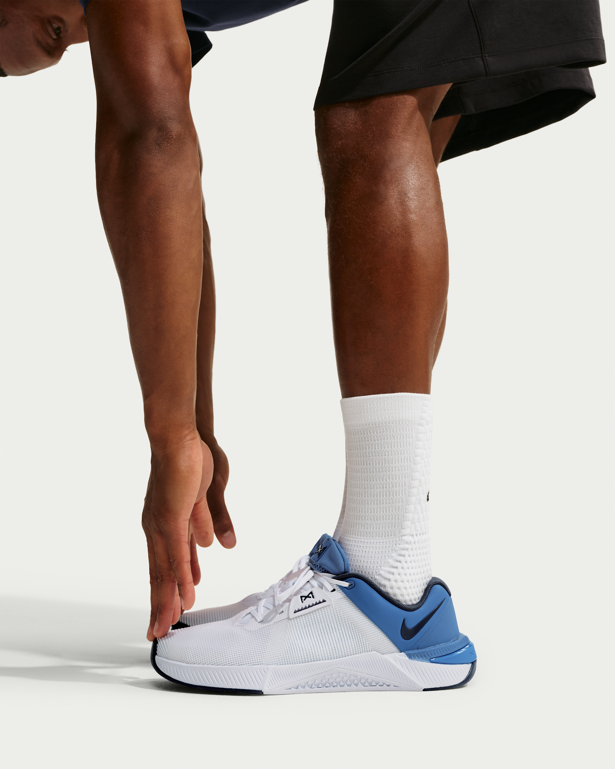 Nike Metcon 10 Men's Workout Shoes - White/Indigo Storm/Volt/Thunder Blue - View 10