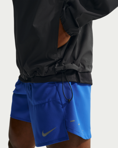 Nike Stride Men's Storm-FIT ADV Waterproof Running Jacket - Black - View 7