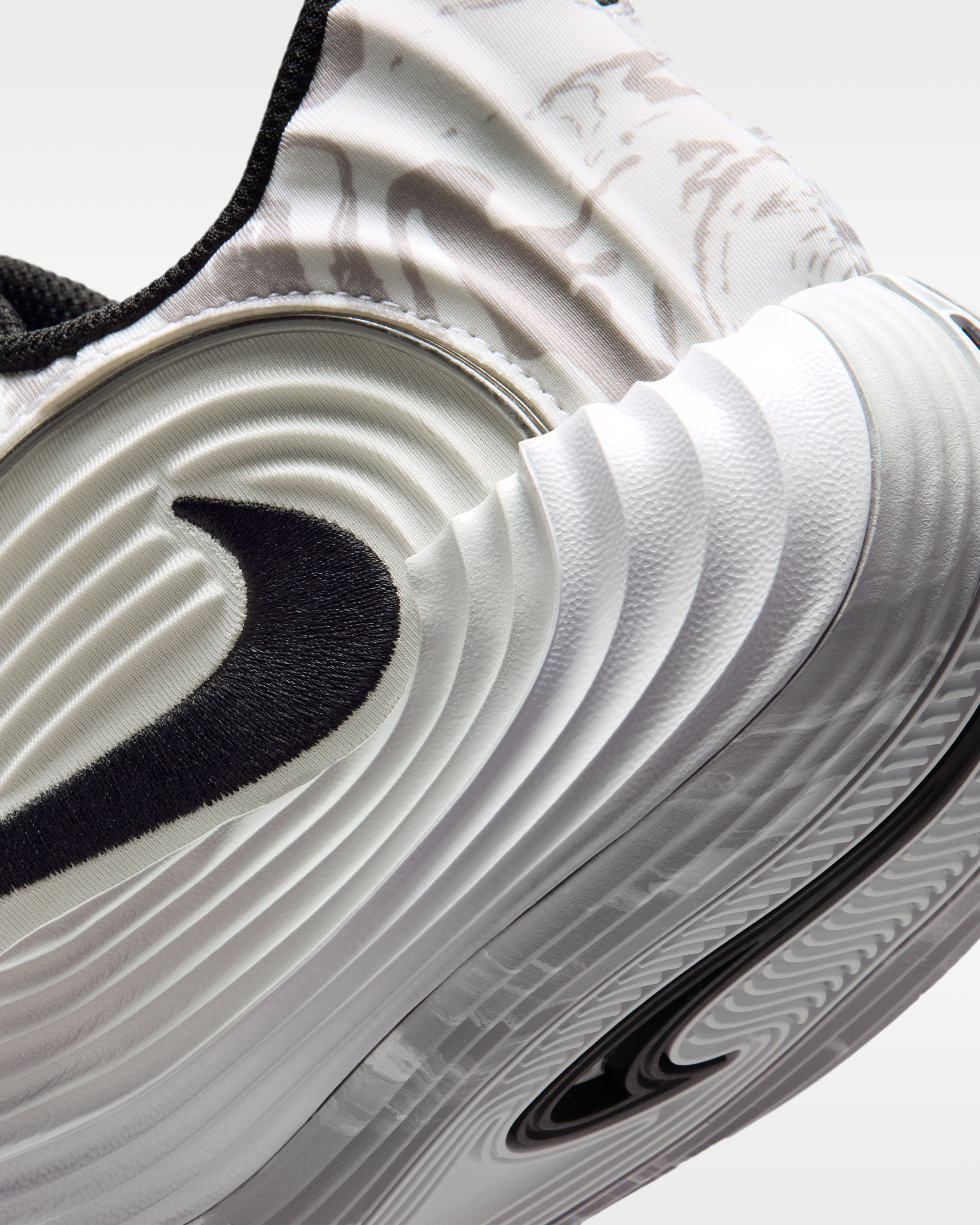 Giannis Immortality 5 Basketball Shoes - White/Off-White/Light Smoke Grey/Metallic Silver - View 8