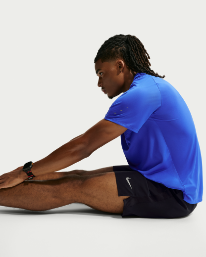 Nike Stride Men's Dri-FIT ADV Short-Sleeve Running Top - Hyper Royal - View 3