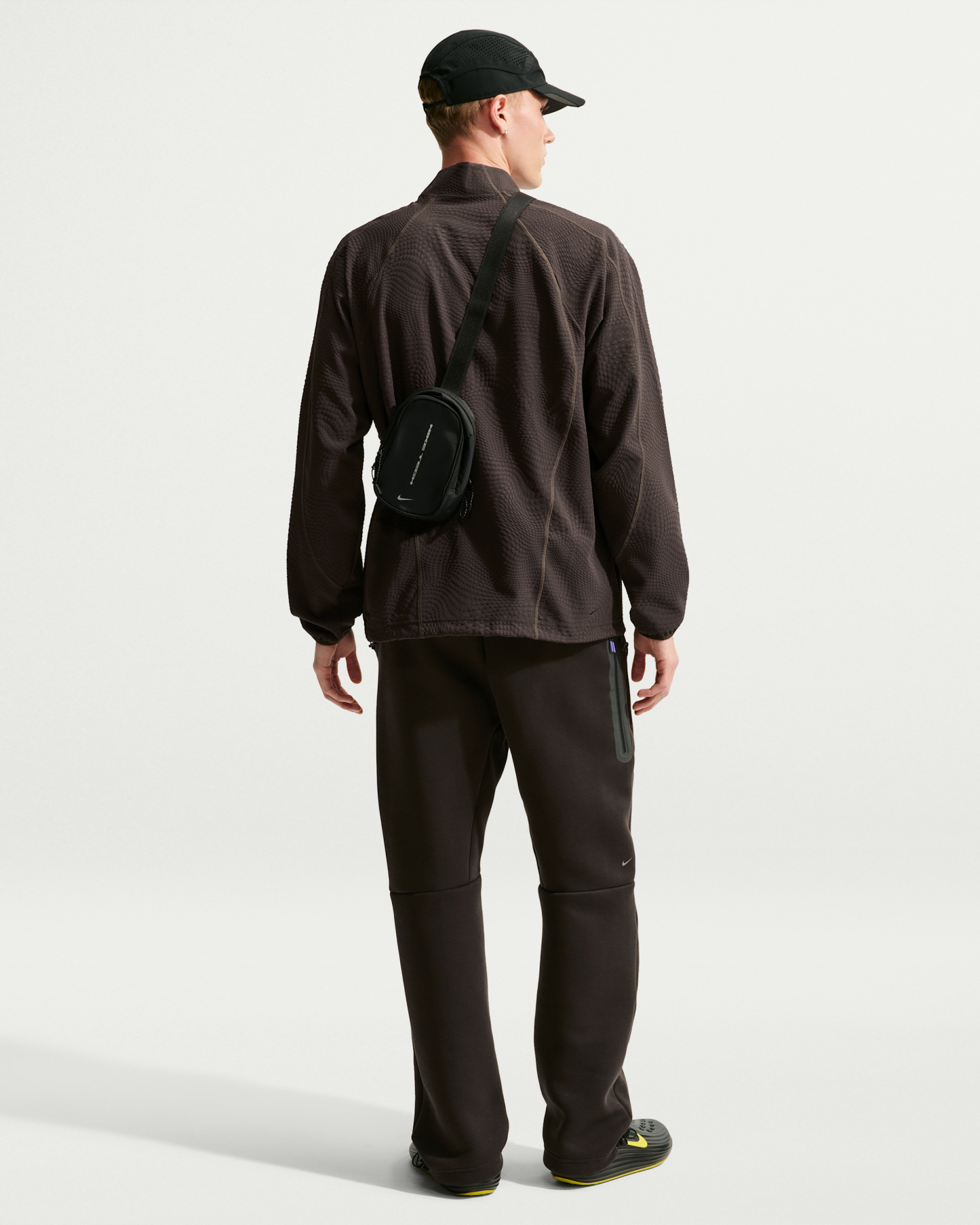 Nike Tech Men's Open-Hem Fleece Trousers - Shadow Brown - View 5