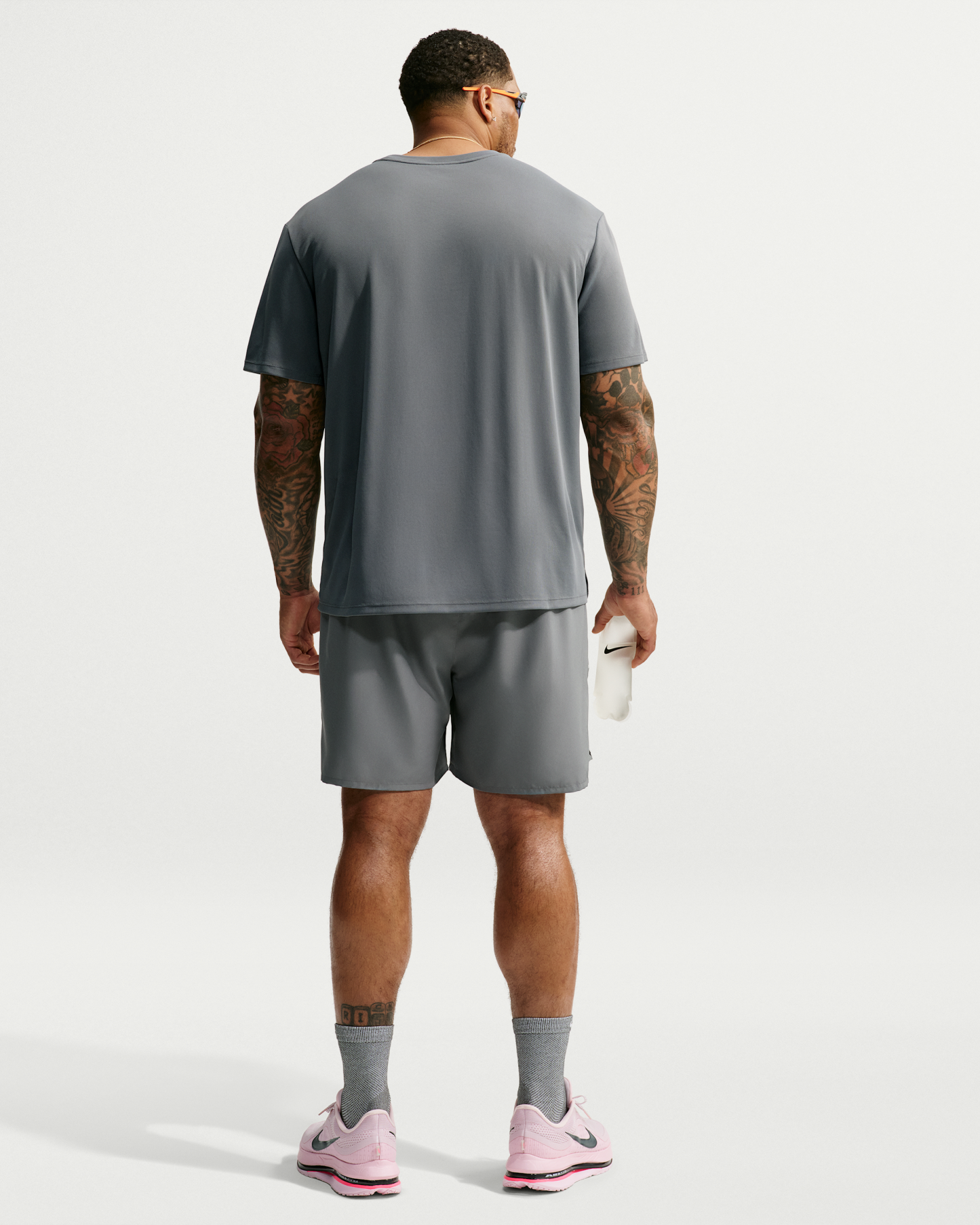 Nike Miler Men's Dri-FIT Short-Sleeve Running Top - Smoke Grey/Iron Grey - View 11