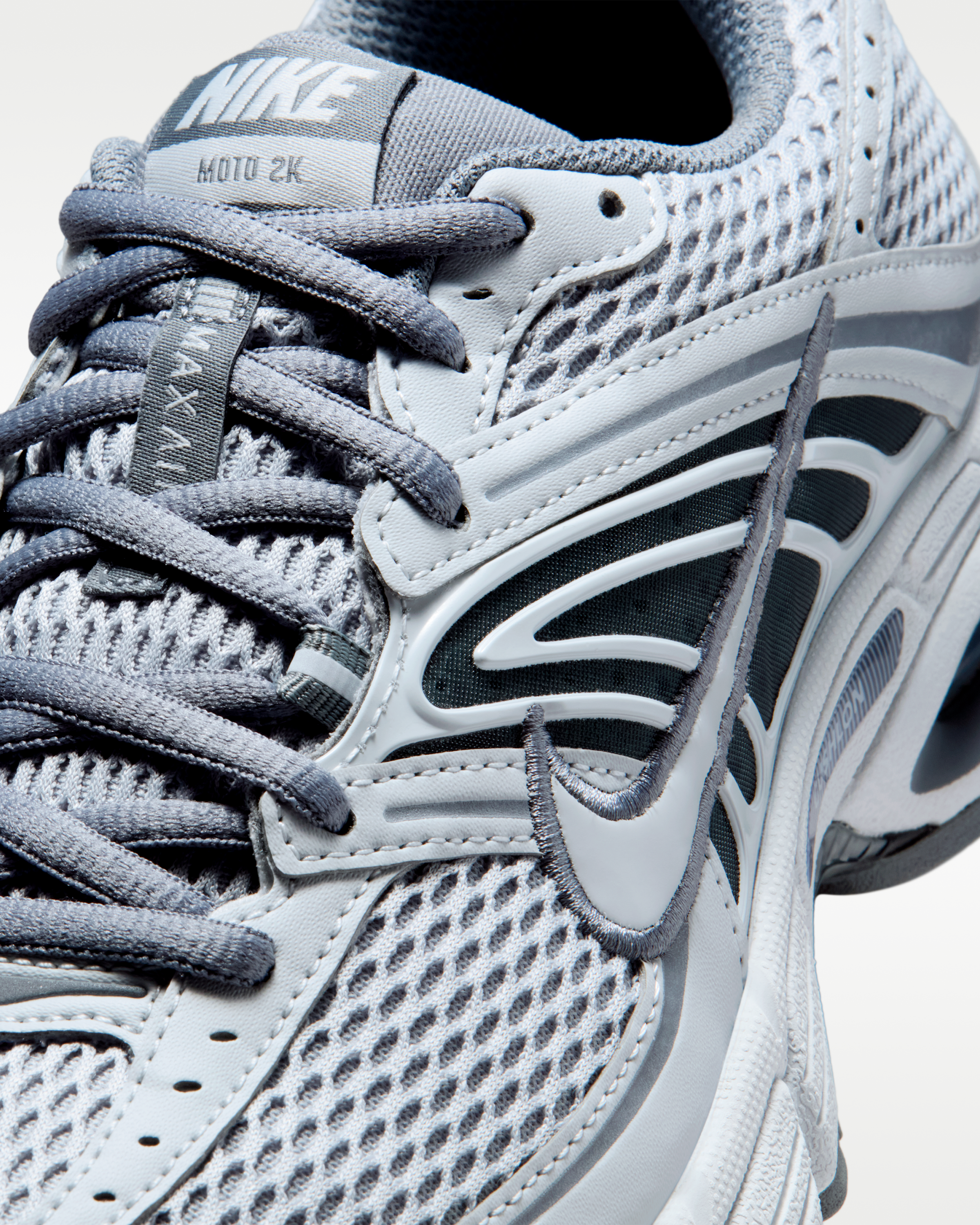 Nike Air Max Moto 2K Women's Shoes with Reflective Design Accents - Wolf Grey/Cool Grey/Pure Platinum - View 7
