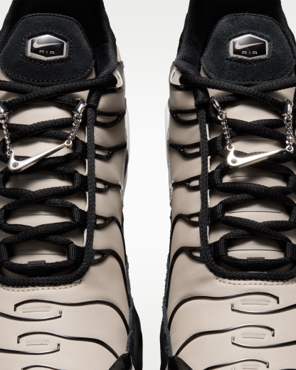 Nike Air Max Plus Women's Shoes - Cream II/Summit White/Black - View 9