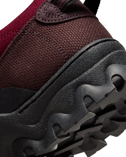 Nike Lahar Low Women's Shoe - Madeira/Dark Beetroot/Black/Smoke - View 8