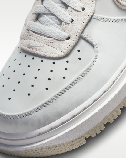 Nike Air Force 1 Luxe Men's Shoes - Summit White/Light Bone/Summit White - View 7
