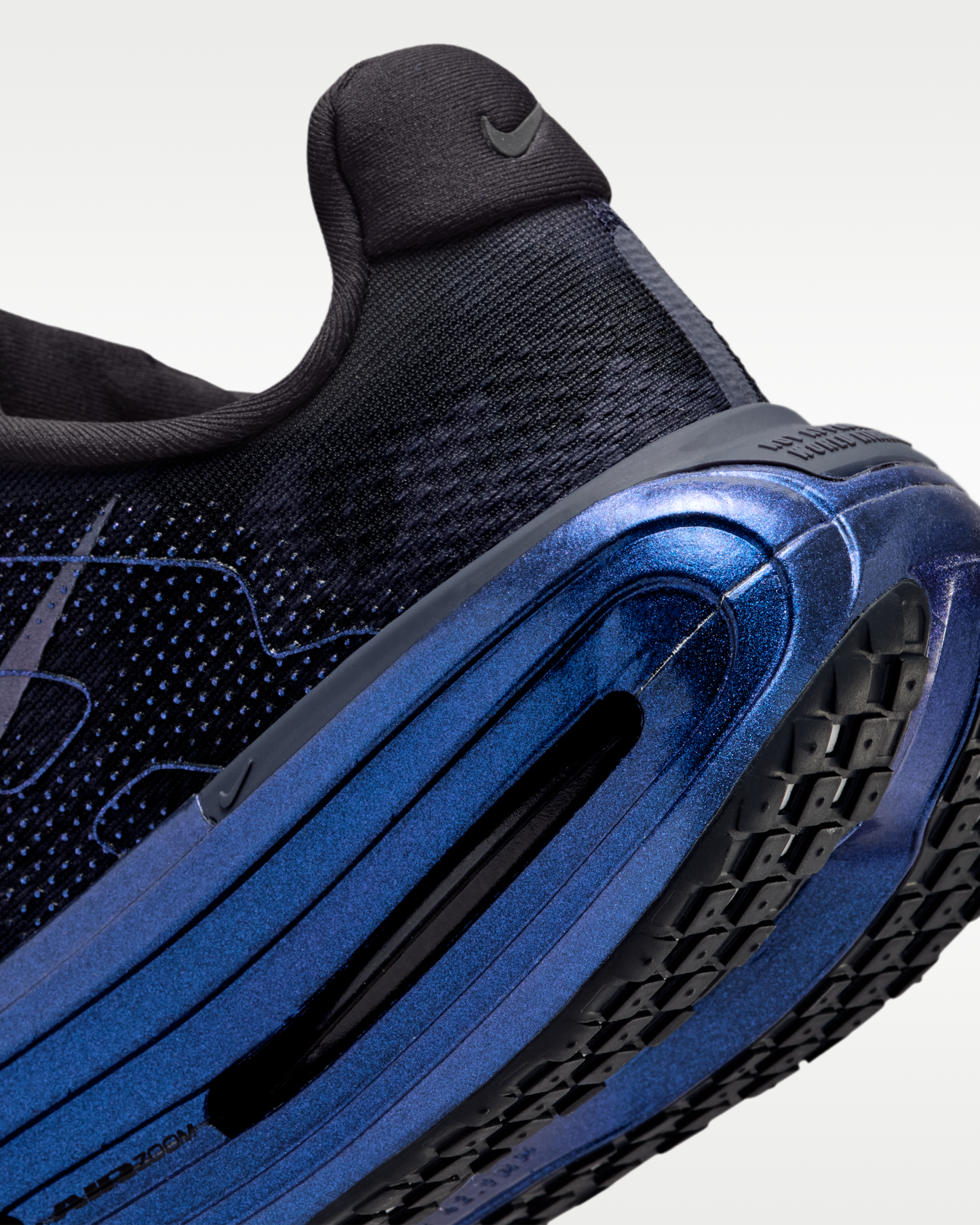 Nike Vomero Premium Men's Road Running Shoes - Gridiron/Black/Multi-Colour - View 8