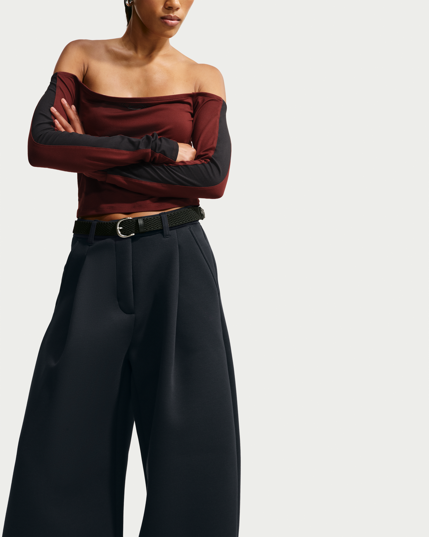 Nike Article Fleece Women's Oversized Mid-Rise Wide-Leg Trousers - Black/Ice Silver/Black - View 4