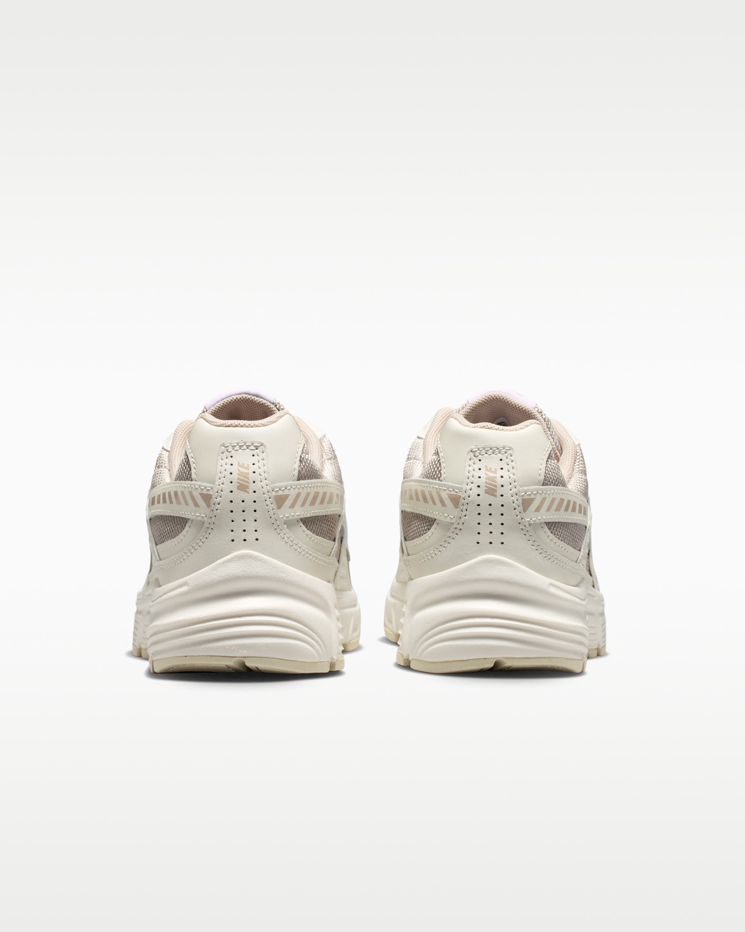Nike Initiator Women's Shoes - Sail/Cream II/White - View 6