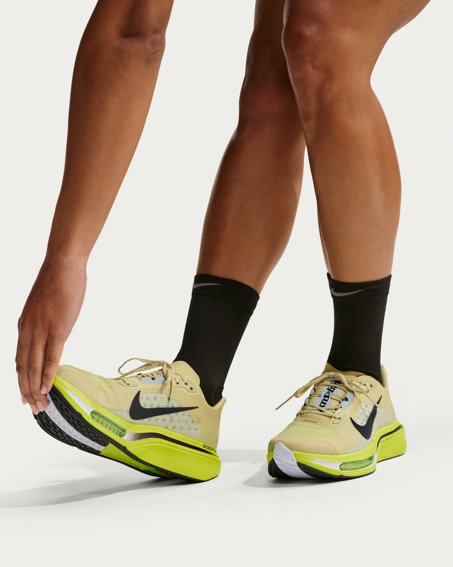 Nike Pegasus Plus 2 Women's Road-Running Shoes - Fennel/Lemon Venom/Palest Purple/Gridiron - View 9