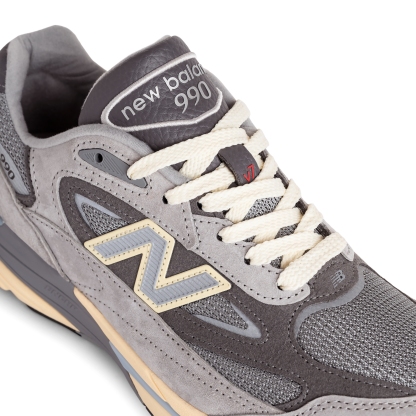 New Balance Made in USA 990v7, U990GR7