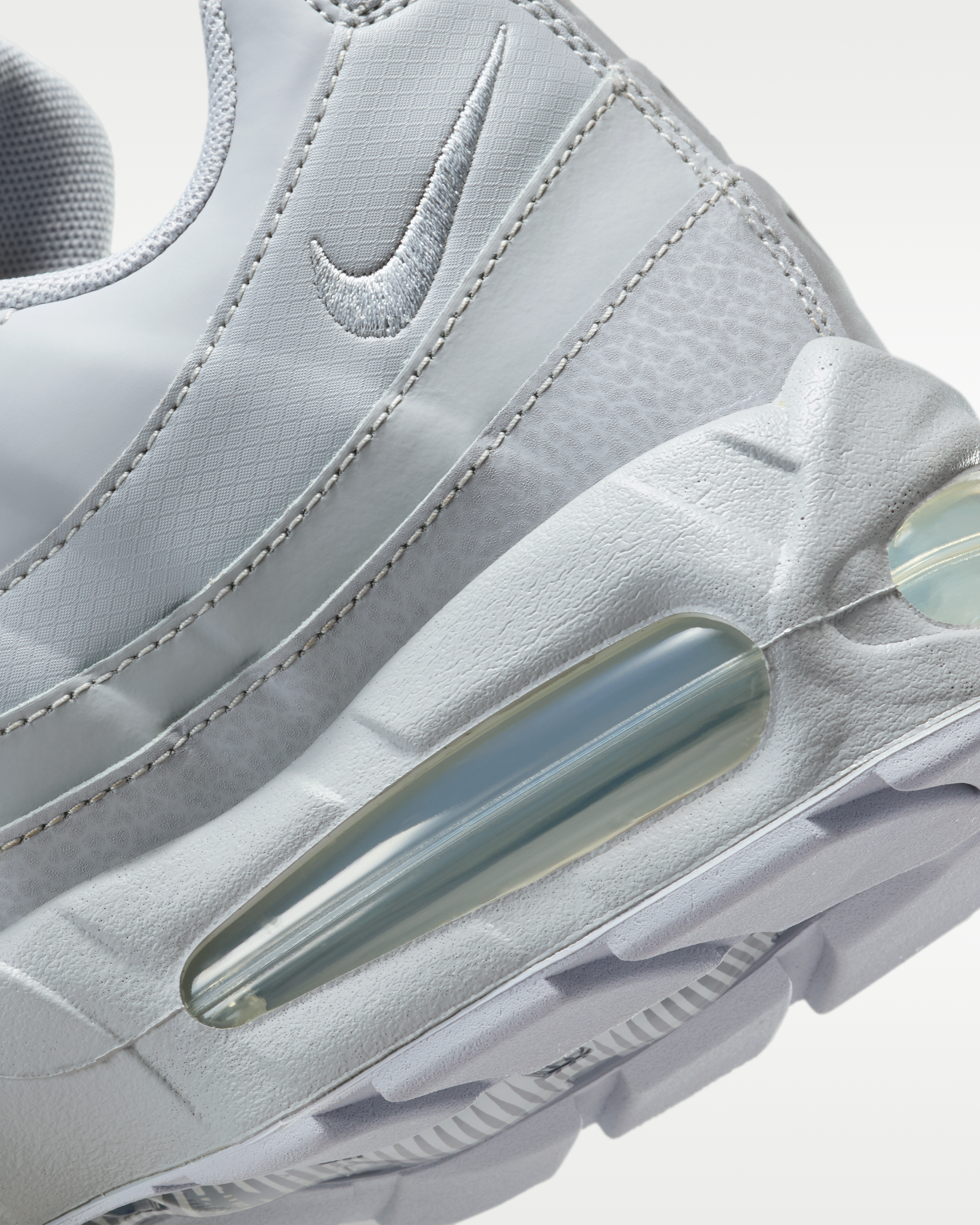 Nike Air Max 95 Big Bubble Men's Shoes - Wolf Grey/Wolf Grey/Anthracite/Wolf Grey - View 8
