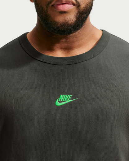 Nike Sportswear Premium Essentials Men's T-Shirt - Newsprint - View 8