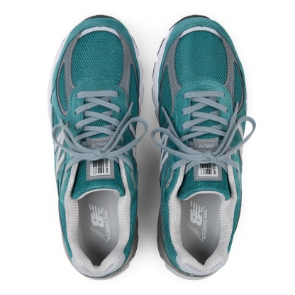 New Balance Made in USA 990v4, U990OV4