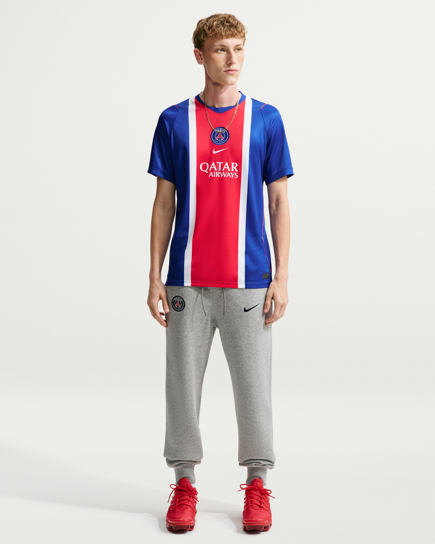 Paris Saint-Germain 2026/27 Stadium Home Men's Nike Dri-FIT Football Replica Shirt - Old Royal/White/University Red/White - View 4