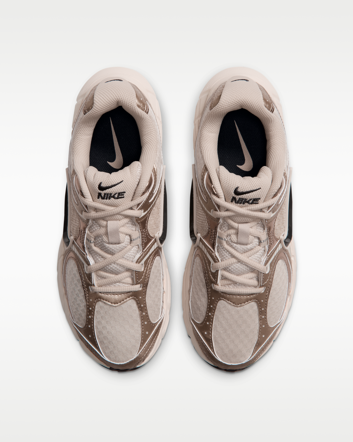 Nike V5 RNR Premium Women's Shoes - Sand Drift/Blur/Light Orewood Brown/Off-Noir - View 4