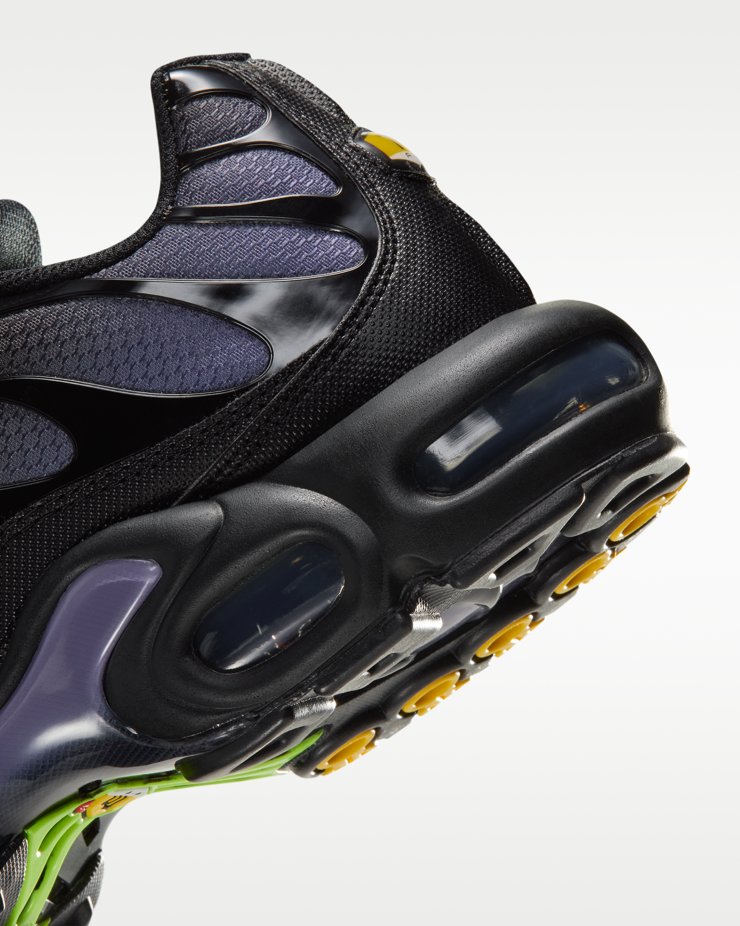 Nike Air Max Plus Men's Shoes - Black/Canyon Purple/Electric Green - View 8