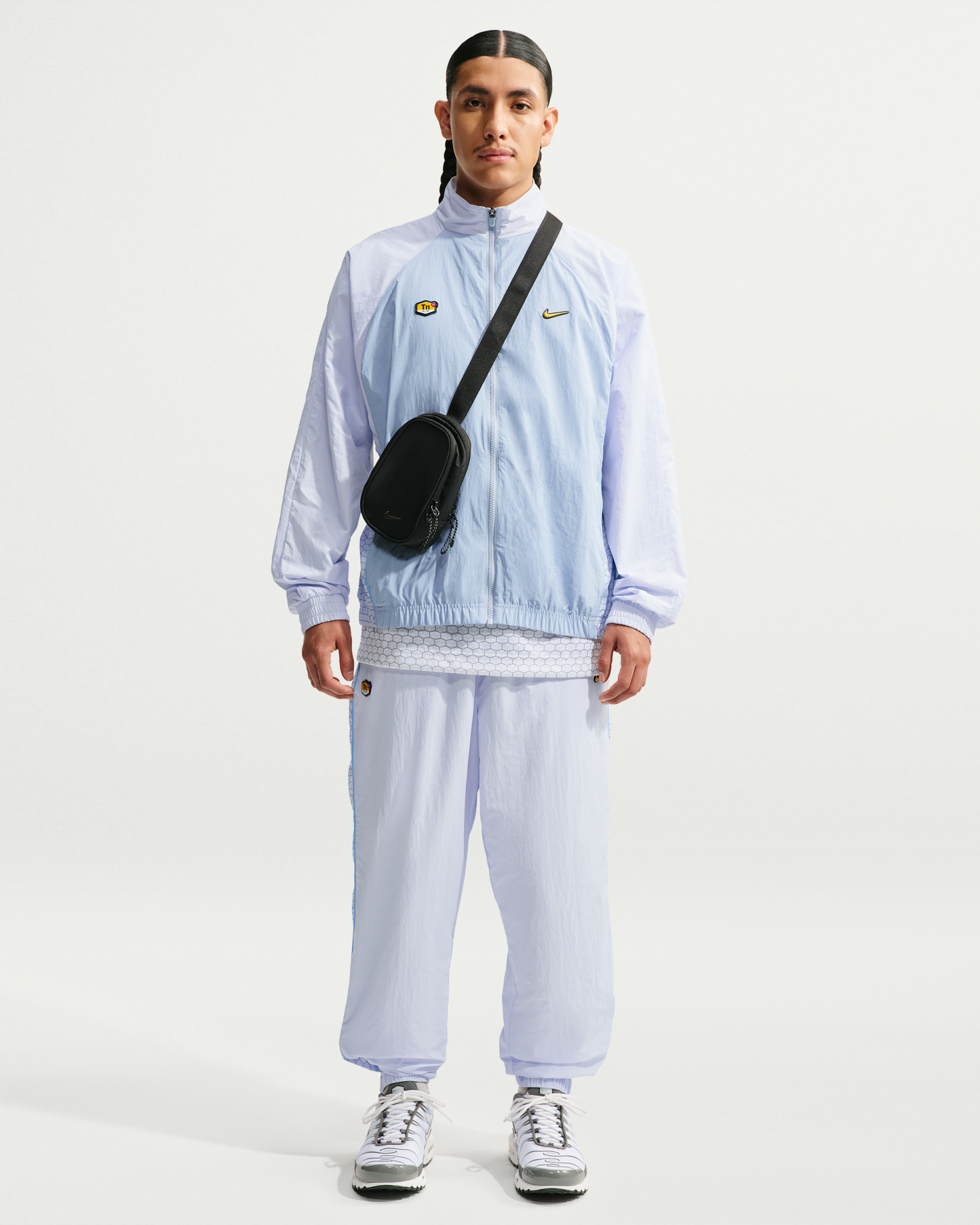 Nike Sportswear Men's Woven Tracksuit Jacket - Football Grey/Light Armoury Blue - View 4