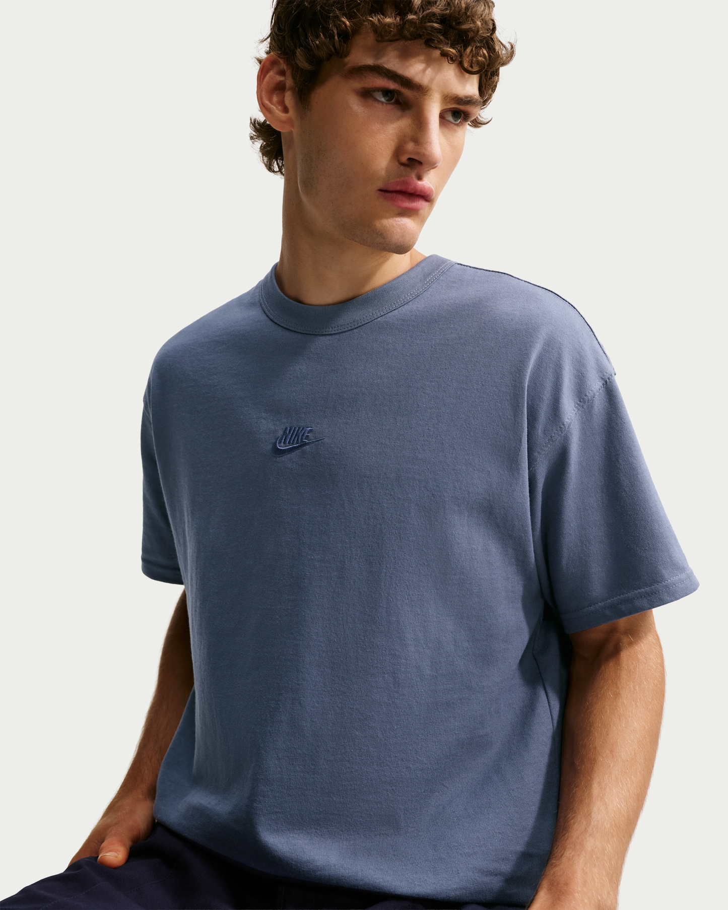Nike Sportswear Premium Essentials Men's T-Shirt - Diffused Blue - View 1