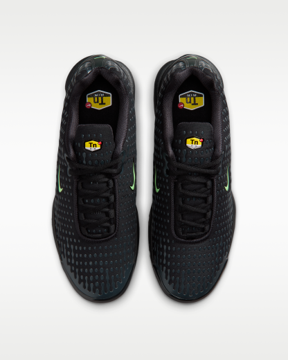 Nike Air Max Plus VII Men's Shoes - Black/Dark Smoke Grey/Metallic Pewter/Illusion Green - View 4